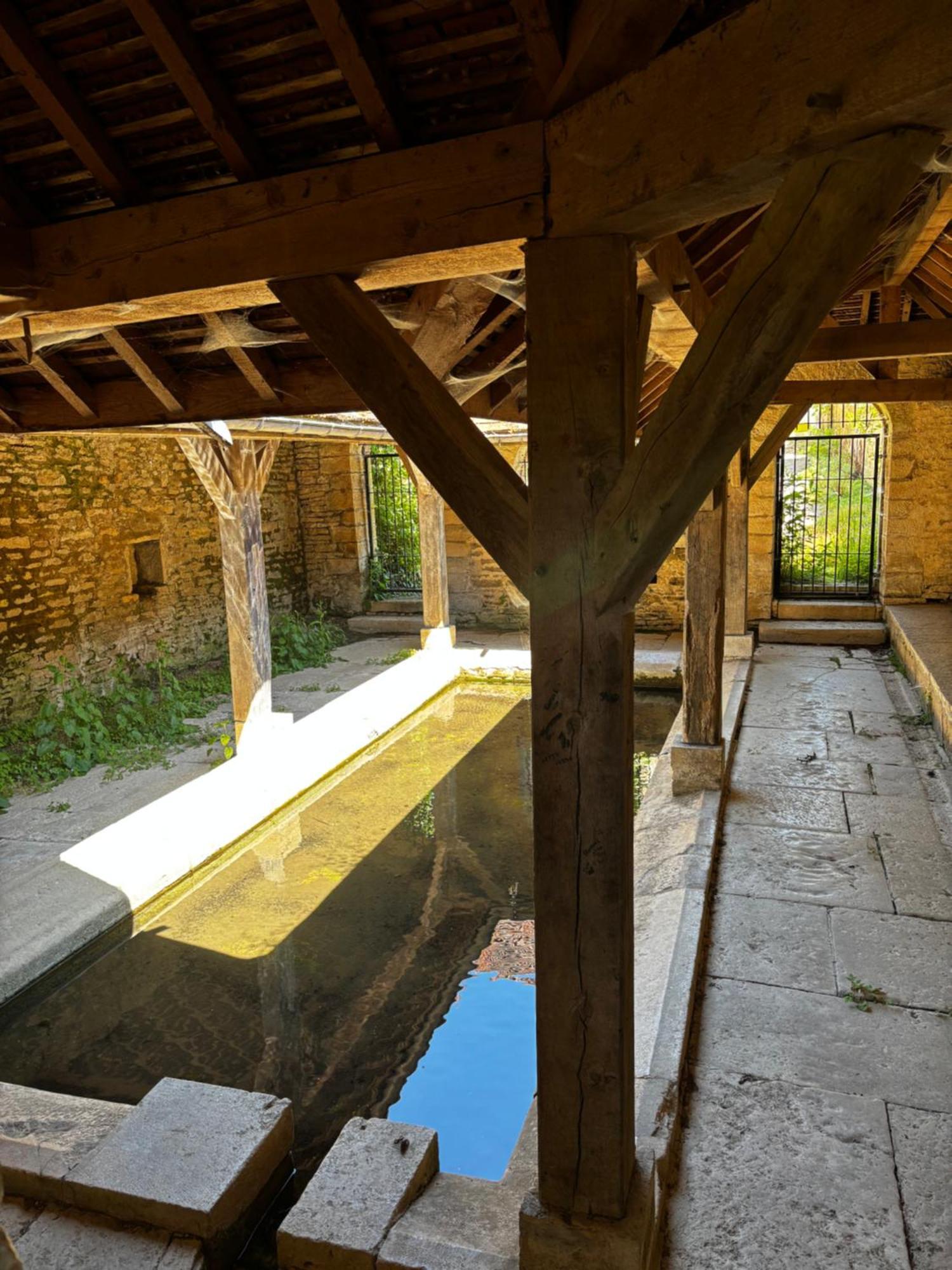 Au Lavoir Fontaine-Française Exterior foto