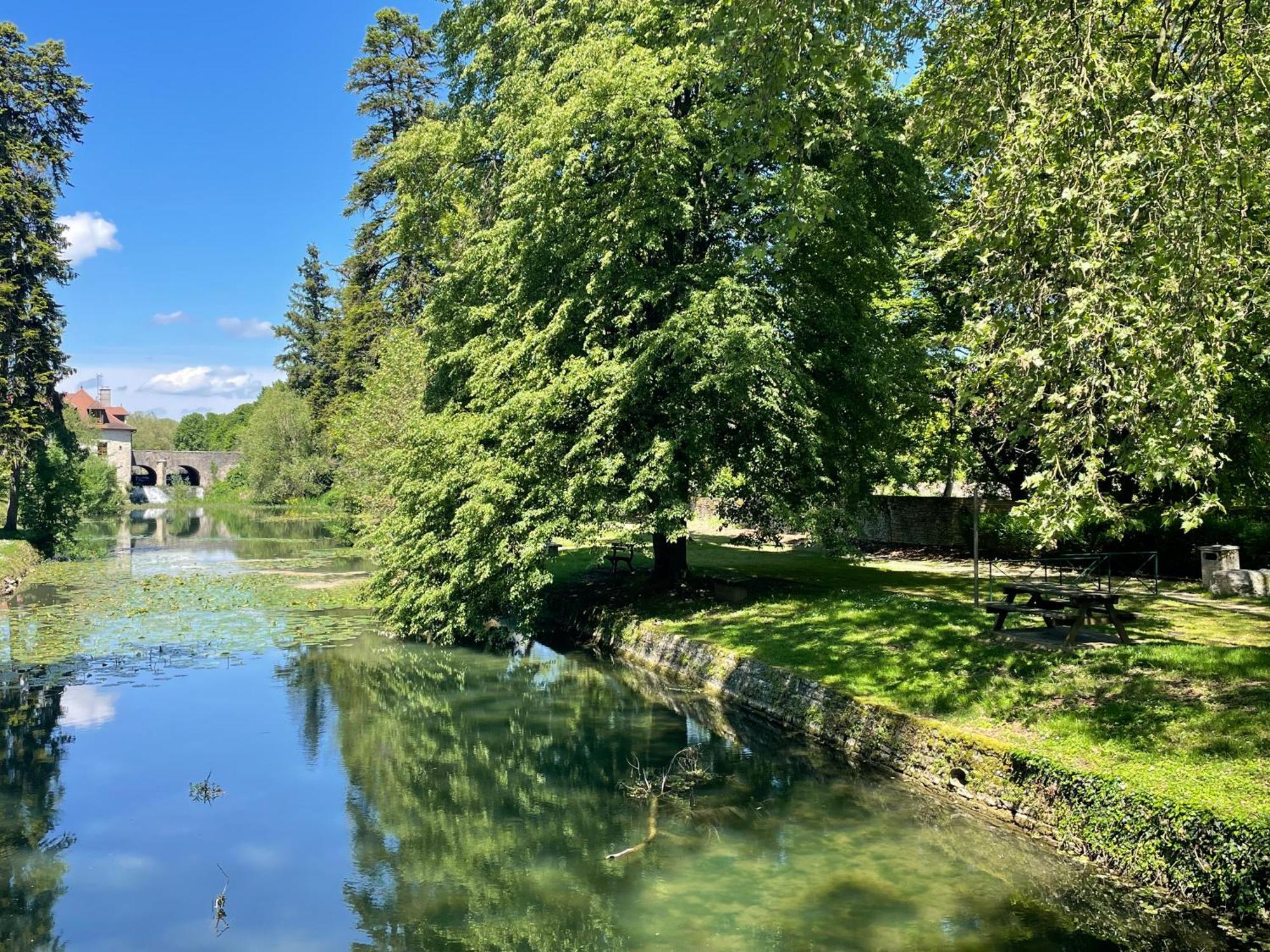 Au Lavoir Fontaine-Française Exterior foto